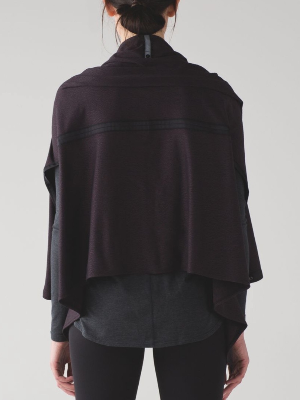 NWT Lululemon Vinyasa Wrap in Cherry Black - Picture 5 of 8